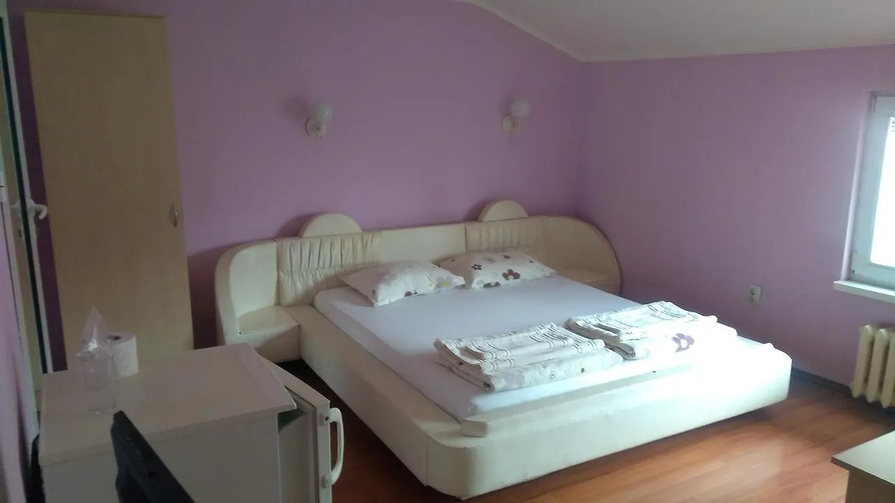 Snejanka Family Hotel Sofia 0*,  Bulgaria